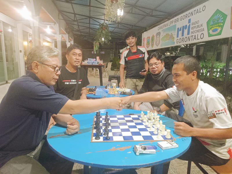 Boby Riawan 赢得哥伦打洛国际象棋锦标赛冠军